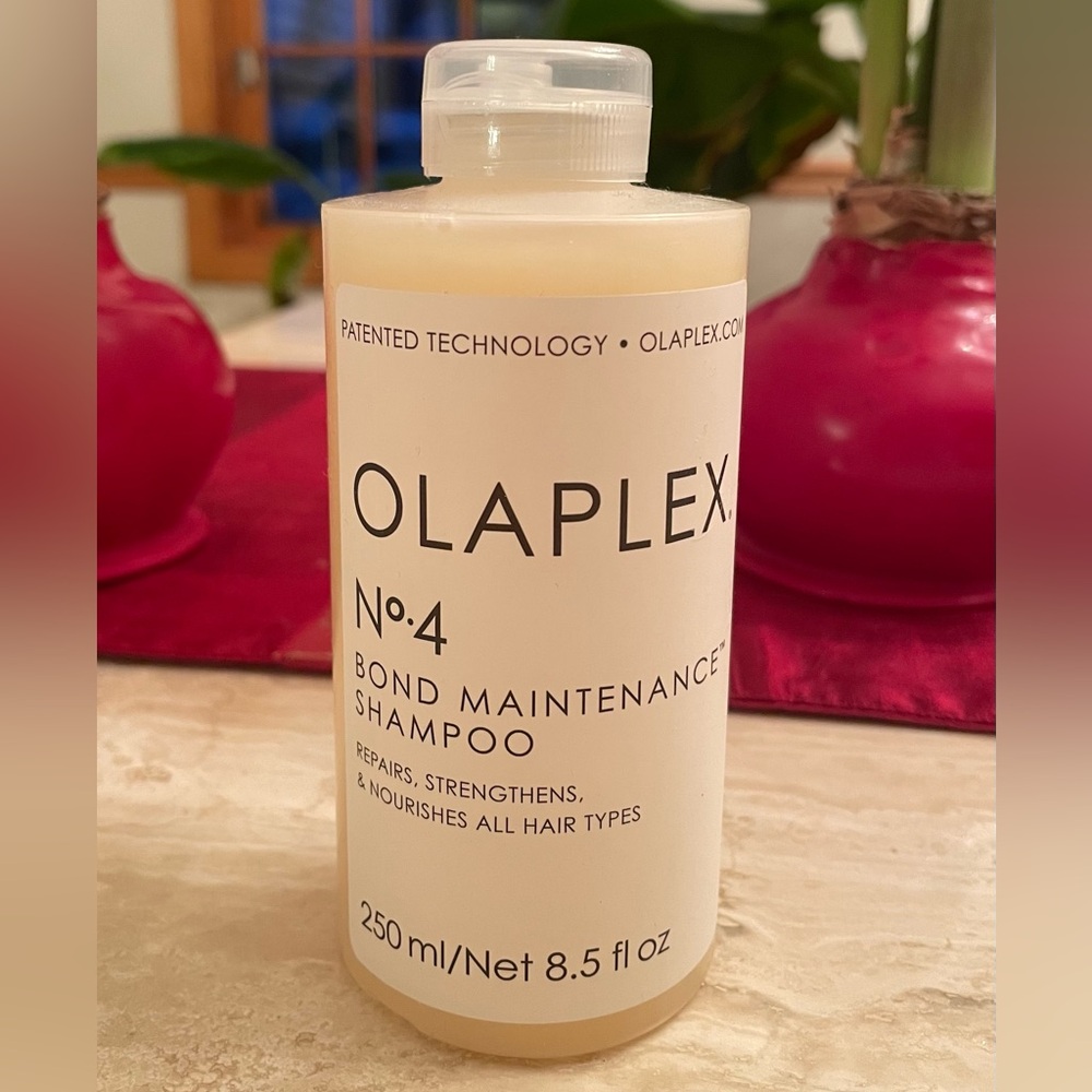New/Sealed Olaplex No. 4 BOND MAINTENANCE SHAMPOO 8.5 oz
